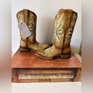 New Youth Corral Circle G Straw Laser Embroidered Boots